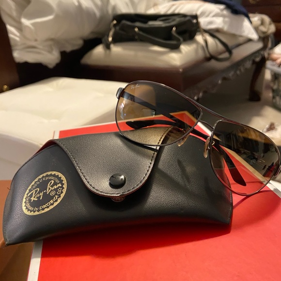 RayBan Aviator - Picture 1 of 3